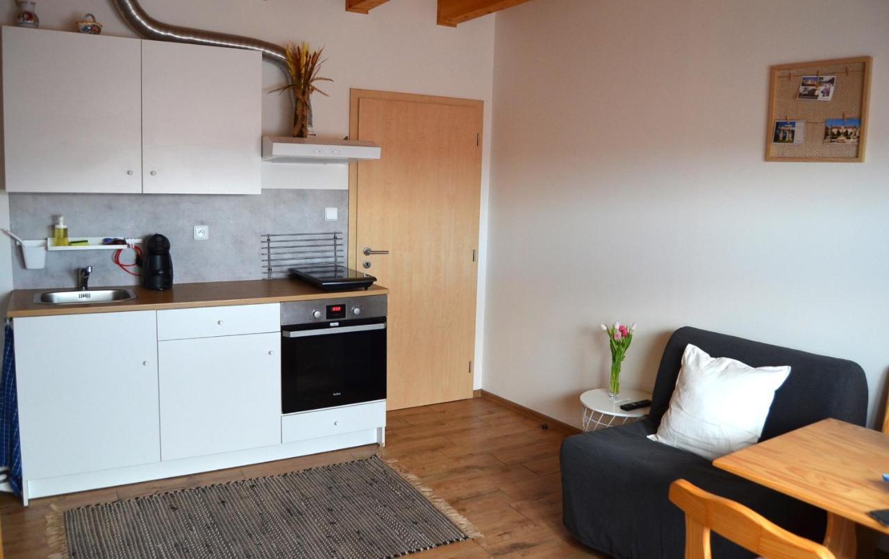 Apartmany Revi Хлоховец Екстериор снимка